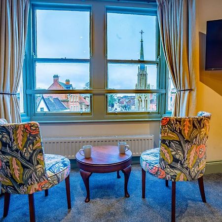 The Crown Hotel Glastonbury Bagian luar foto