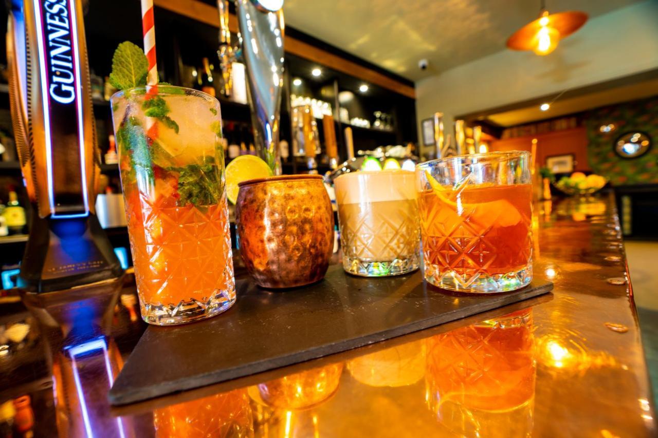 The Crown Hotel Glastonbury Bagian luar foto