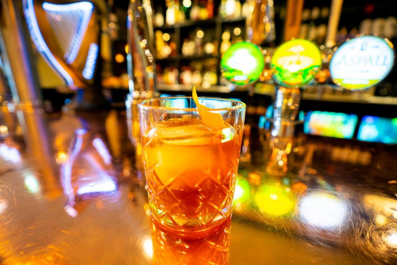 The Crown Hotel Glastonbury Bagian luar foto