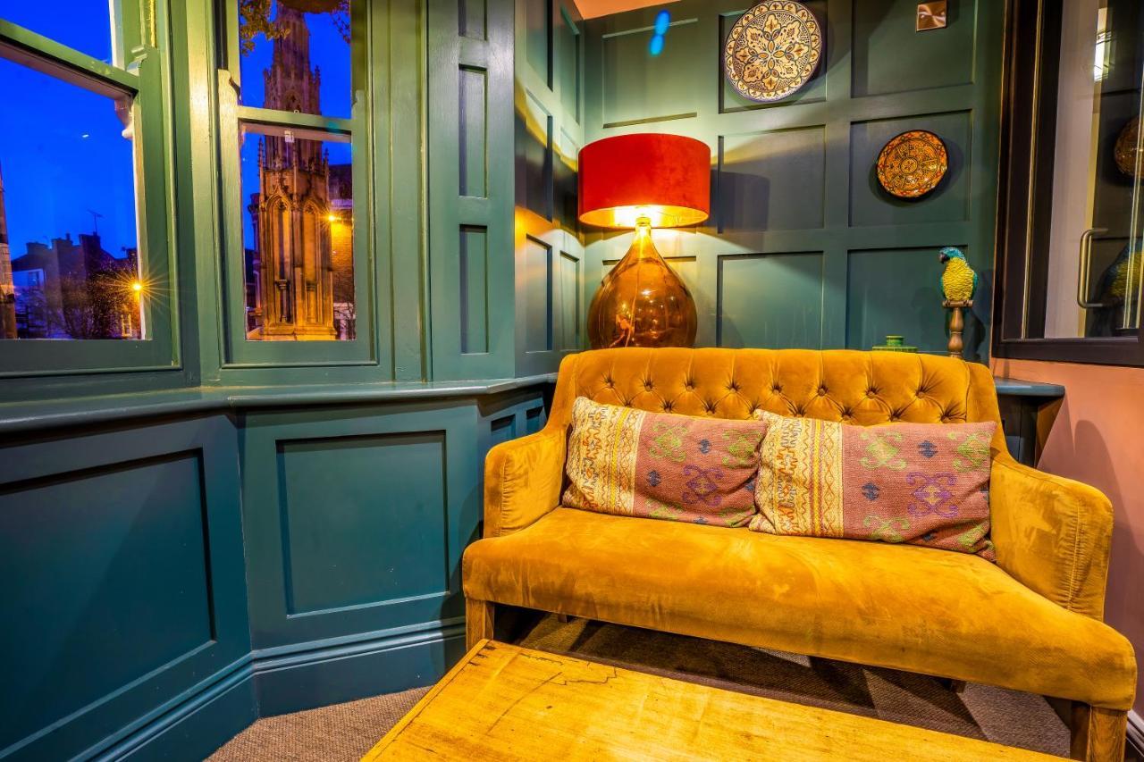 The Crown Hotel Glastonbury Bagian luar foto