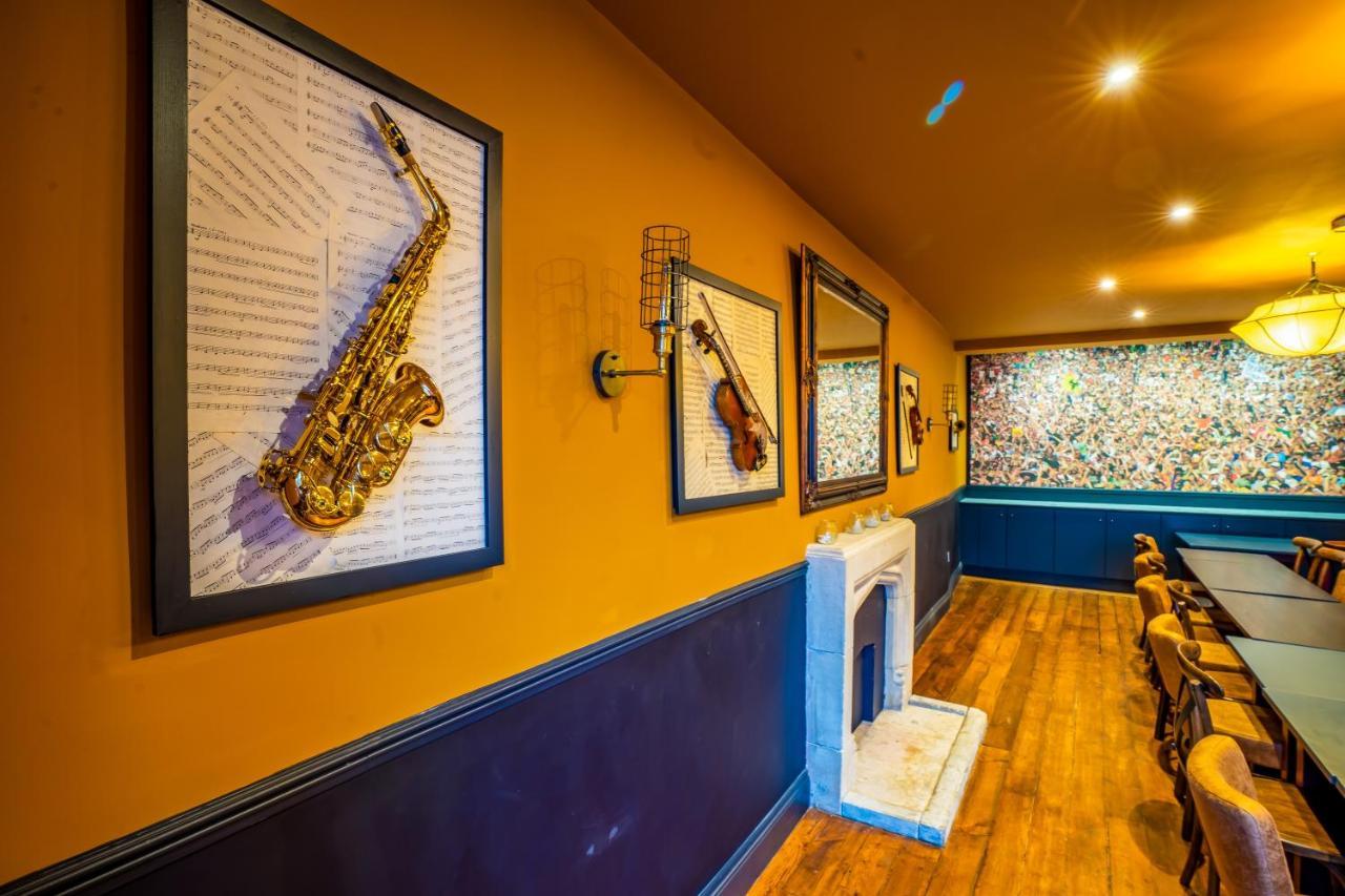 The Crown Hotel Glastonbury Bagian luar foto