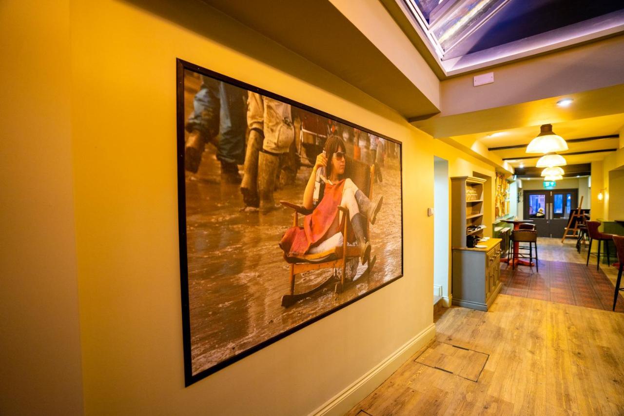 The Crown Hotel Glastonbury Bagian luar foto